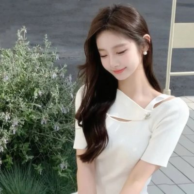 偏我来时又逢君